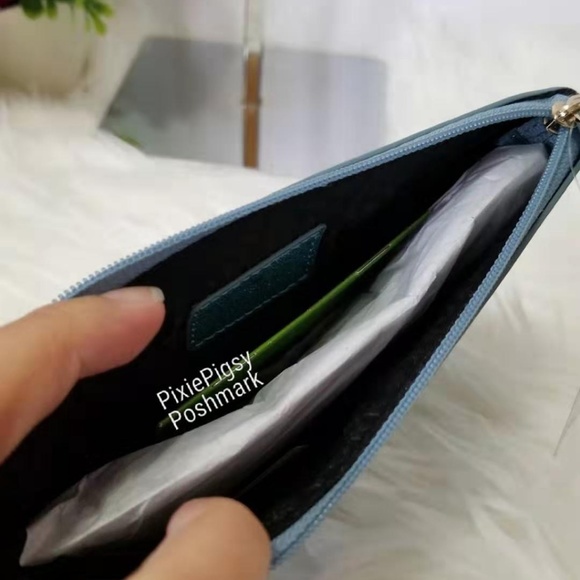 Kate Spade Bethann Glitter Bug Wristlet - Picture 3 of 4